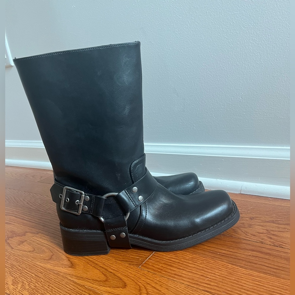 Moto Black Leather Boot
